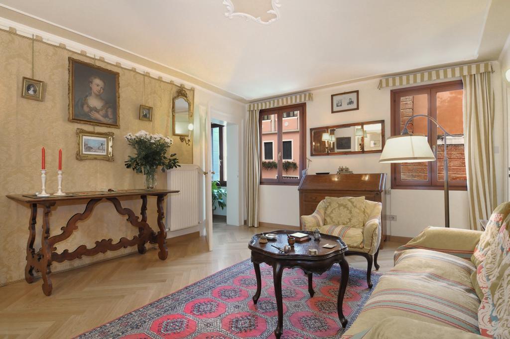 Palazzetto Da Schio Apartment Venesia Bagian luar foto