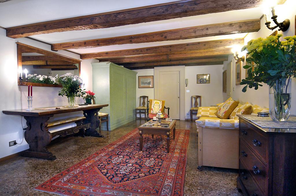 Palazzetto Da Schio Apartment Venesia Bagian luar foto
