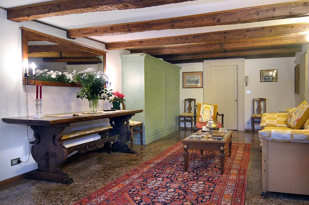 Palazzetto Da Schio Apartment Venesia Bagian luar foto